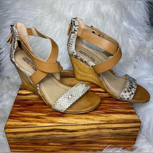 REACTION KENNETH COLE Womens Snake Print Platform Wedge Sandals Size 6.5MED - Picture 1 of 10